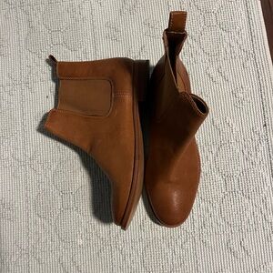 Frye ankle boots 7